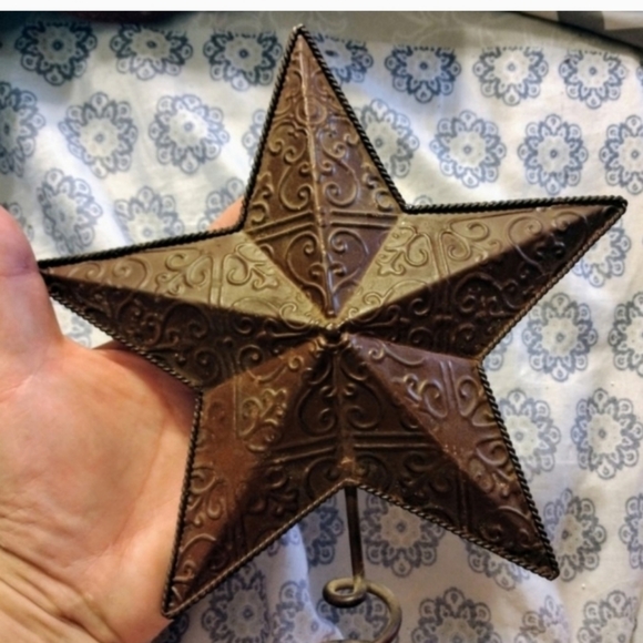 Tin Western Star Christmas Tree Topper - Picture 2 of 2